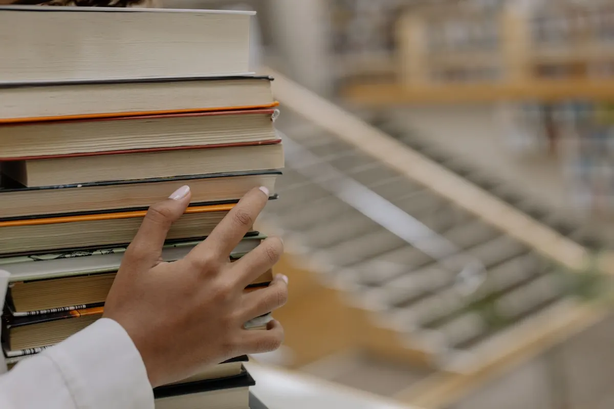 The Booker Prize 2025: How the Winner Is Chosen and How to Read Along